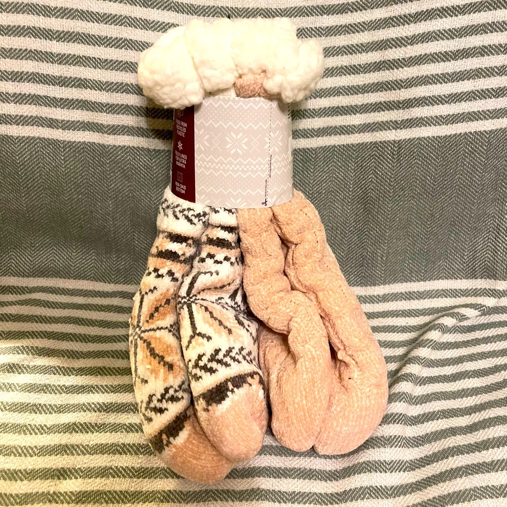 Muk Luks Cabin Socks (2 Pair) NWT Size L/XL (8-10) - Picture 3 of 4
